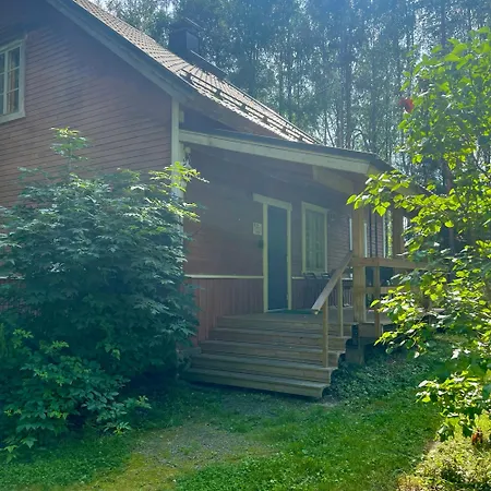 Riverfront Retreat Taimen With Wooden Sauna & Wild Nature *